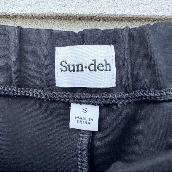 Aritzia Sun Deh Ellie Pant Black - Picture 8 of 10